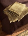 Musztardowy pled z frędzlami Zara Home