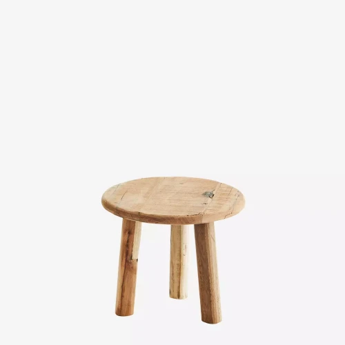 Mały stołek z drewna z recyklingu | Madam Stoltz