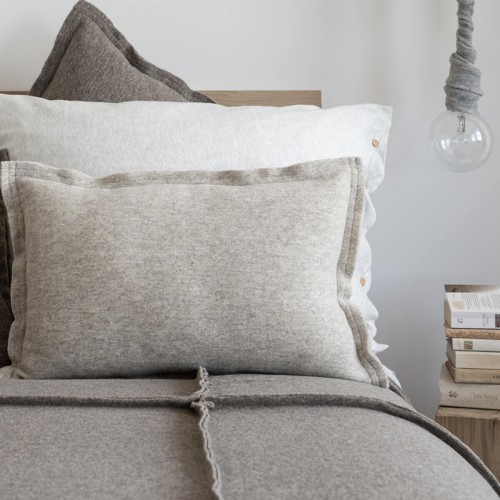 Poszewka wełniana Pięknie Prosta - kremowa | MOYHA