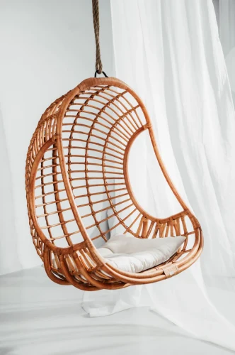 Rattanowy wiszący fotel Hugo koniak