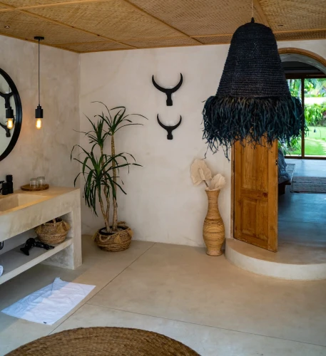 Lampa Rumbai czarna M | Monnarita