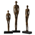 Figurka dekoracyjna Christiano L - Miedziany | Monnarita