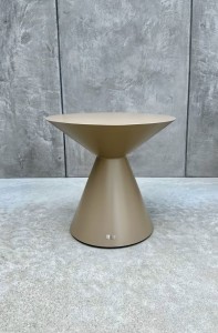 Stolik Matteo - Szampański | Monnarita