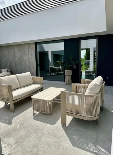 Zestaw ogrodowy sofa 2-osobowa, 2 fotele i stolik Leone - szampański | Monnarita