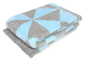 Koc w trójkąty błękit